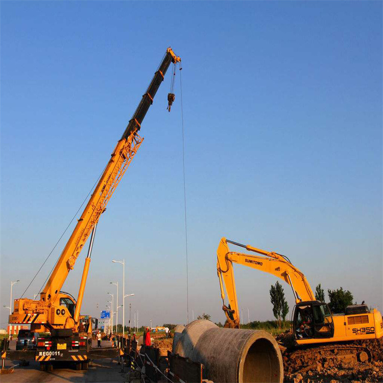 大新工地租吊车多少钱