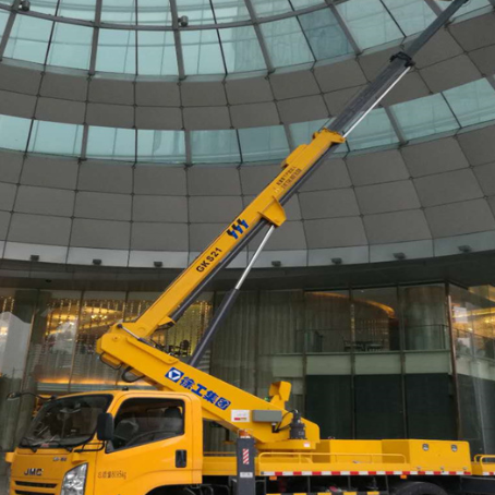 大新附近高空作业车租赁｜安全设备租赁｜高空安装|工程定制化方案｜亿立达设备租赁